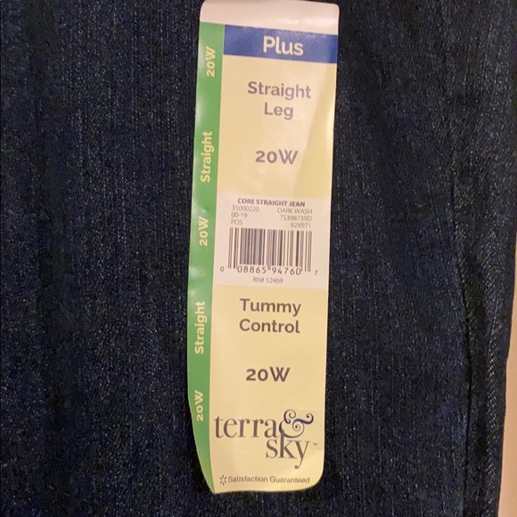 Terra & Sky Plus Size Straight Leg Jeans - Picture 4 of 7